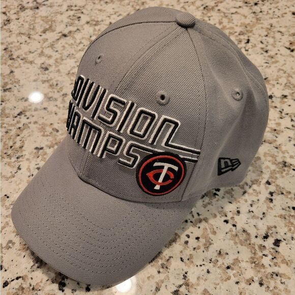 Twins 2023 Division Champs Baseball Hat - Picture 1 of 7